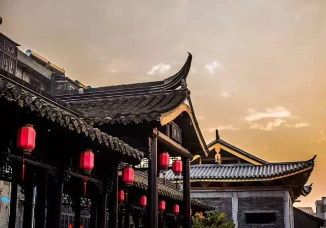 15世纪时，印度有一座古城号称世界第二大城市，仅次于明朝的首都